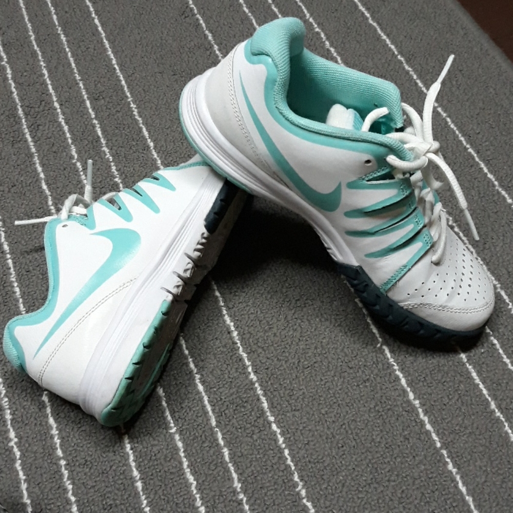 Gym shoe